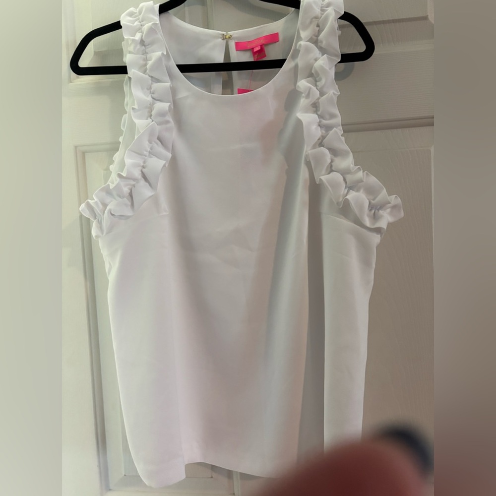 Lilly Pulitzer KAILEE SLEEVELESS RUFFLE TOP
RESORT WHITE
SIZE: XL NWT